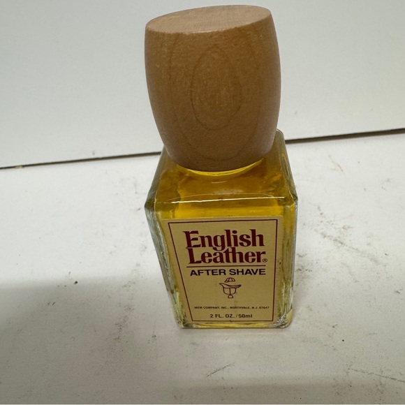 English Leather A Man's After Shave Vintage MEM Co 2 OZ - Picture 1 of 2
